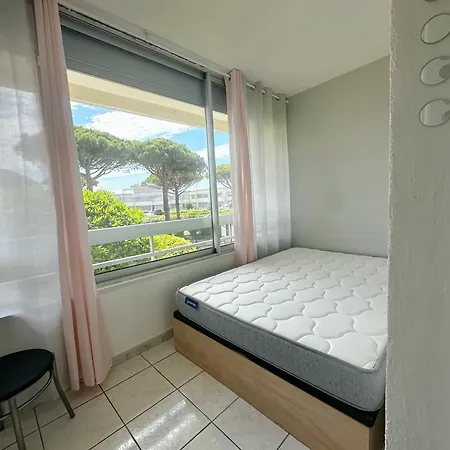 T2 Cocon Lumineux En Bord De Mer Avec Piscine, Tennis Et Parking * Le Grau-du-Roi